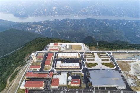 巫山機場|重慶巫山機場:建設歷程,地理區位,地理位置,機場更名,機場定位,設。